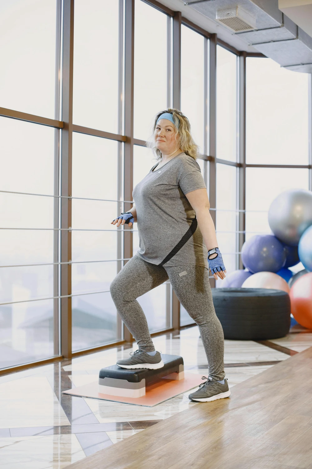 Layering Plus Size Activewear for Winter confidence boost